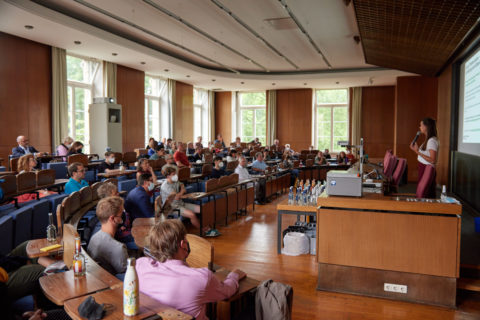 Begrüßung aller Teilnehmenden im Senatssaal (Nicolas Martin-Beaumont)