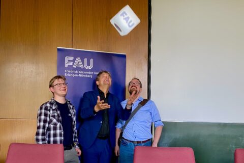 Zum Artikel "Das war der FAU Dialog Mobilität an der FAU"