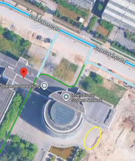 Auf dem Screenshot einer Google Maps Karte ist der Standort für das Klimamobil der STadt Erlangen mit einem gelben Oval eingezeichnet. Er liegt hinter dem Rondell.
